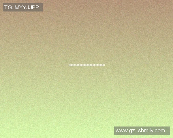 坚韧顽强的足球明星如何在逆境中崛起成就辉煌职业生涯