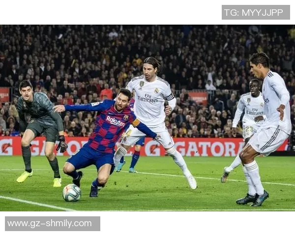 足球明星35号门背后的故事与传奇时刻揭秘